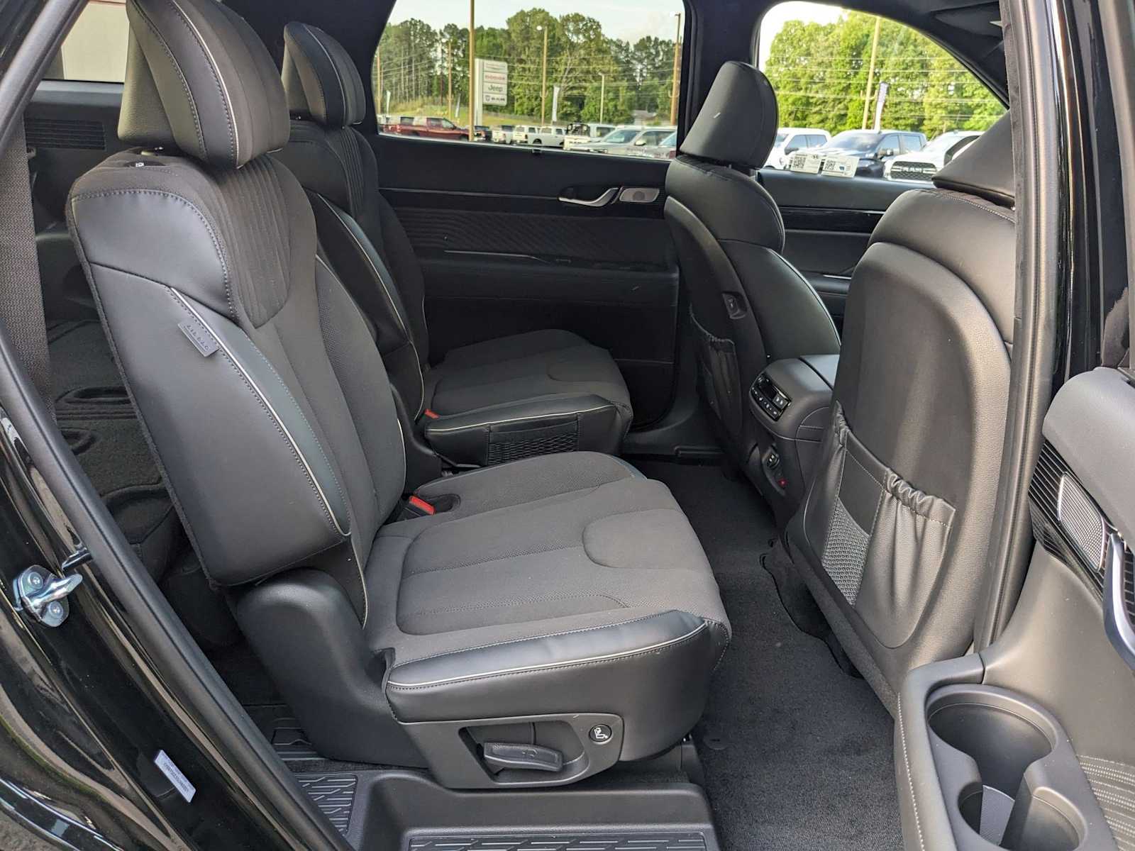 new 2025 Hyundai Palisade car, priced at $54,454
