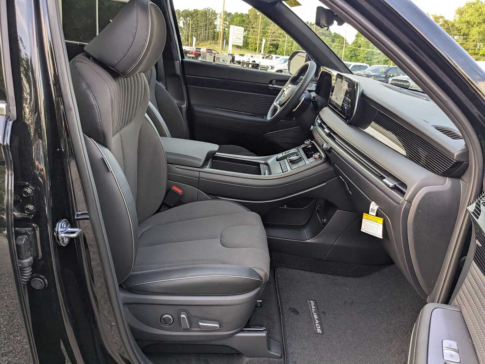 new 2025 Hyundai Palisade car, priced at $54,454