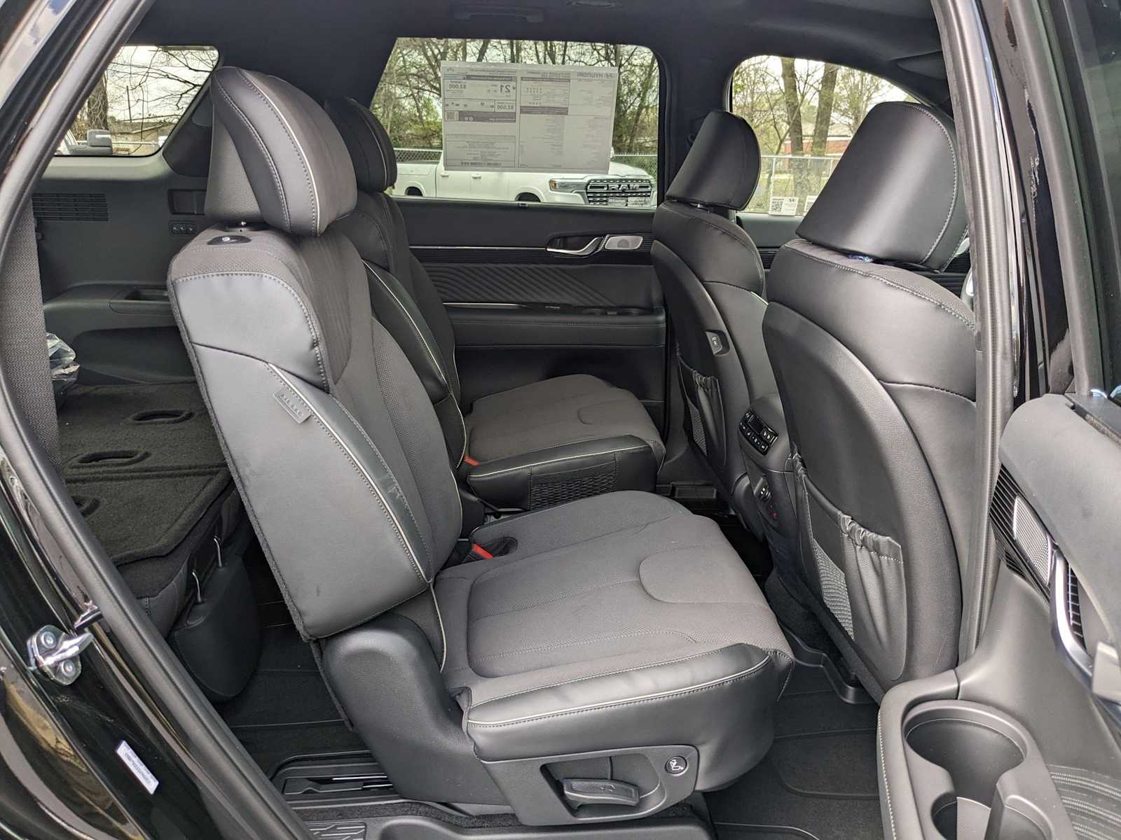 new 2025 Hyundai Palisade car, priced at $54,467