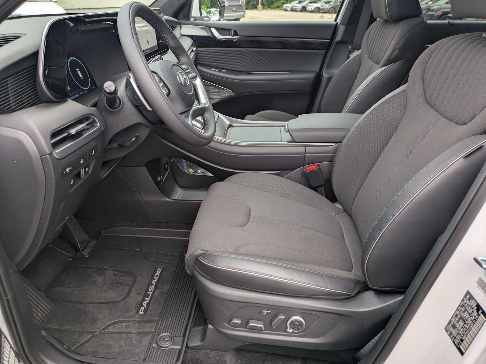 new 2025 Hyundai Palisade car, priced at $54,823