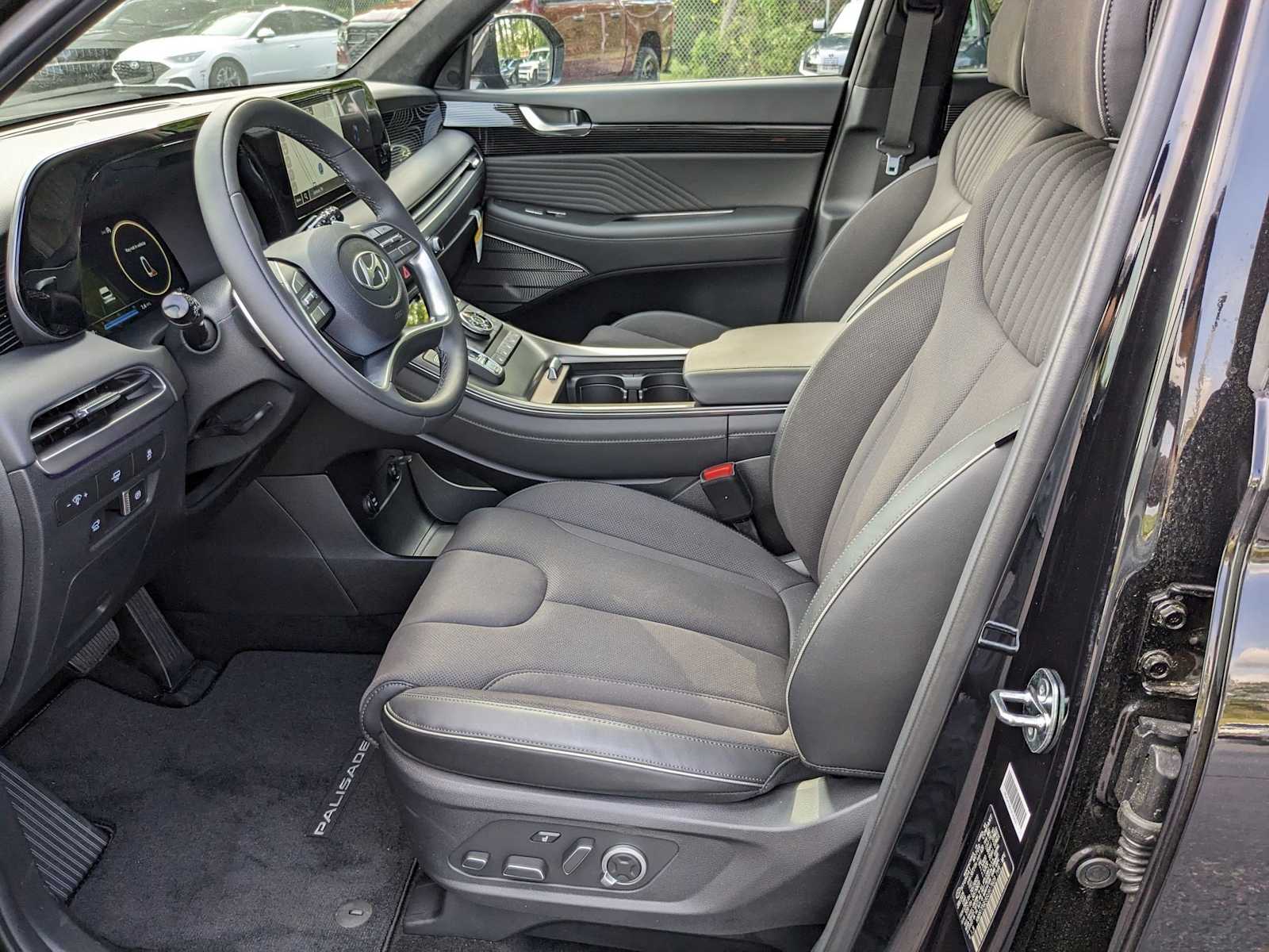 new 2025 Hyundai Palisade car, priced at $54,239