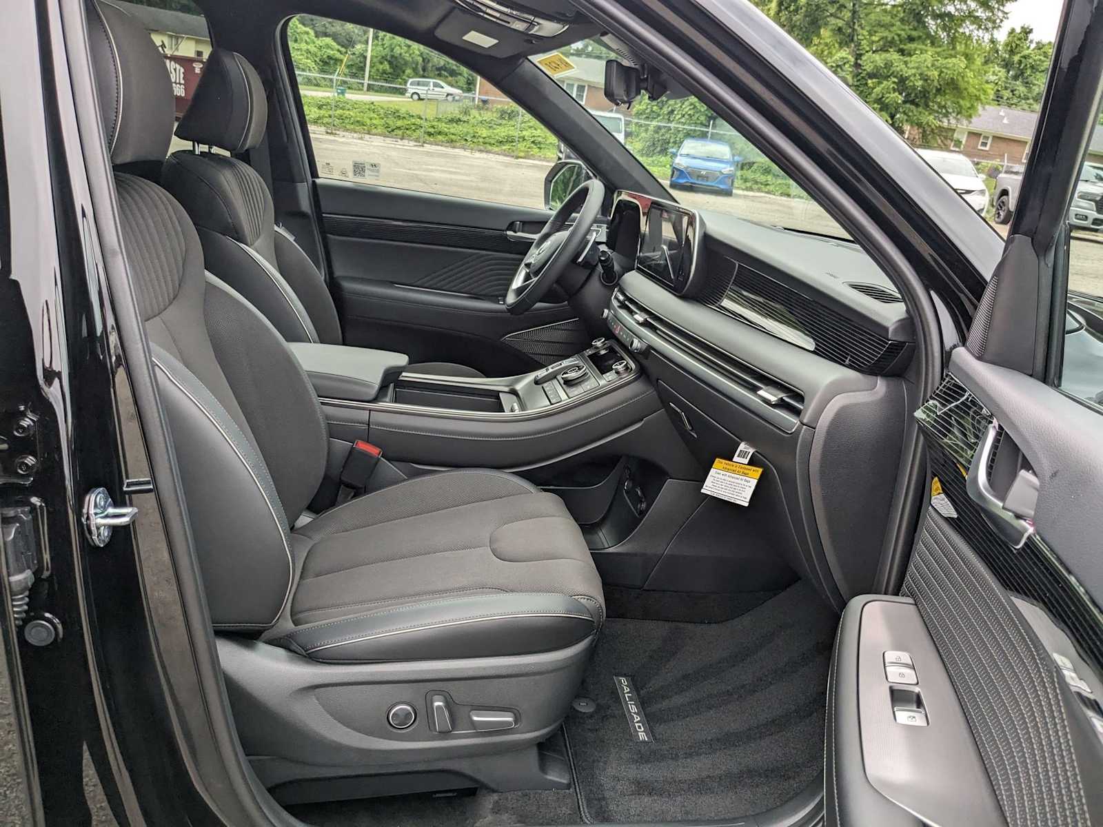 new 2025 Hyundai Palisade car, priced at $54,239