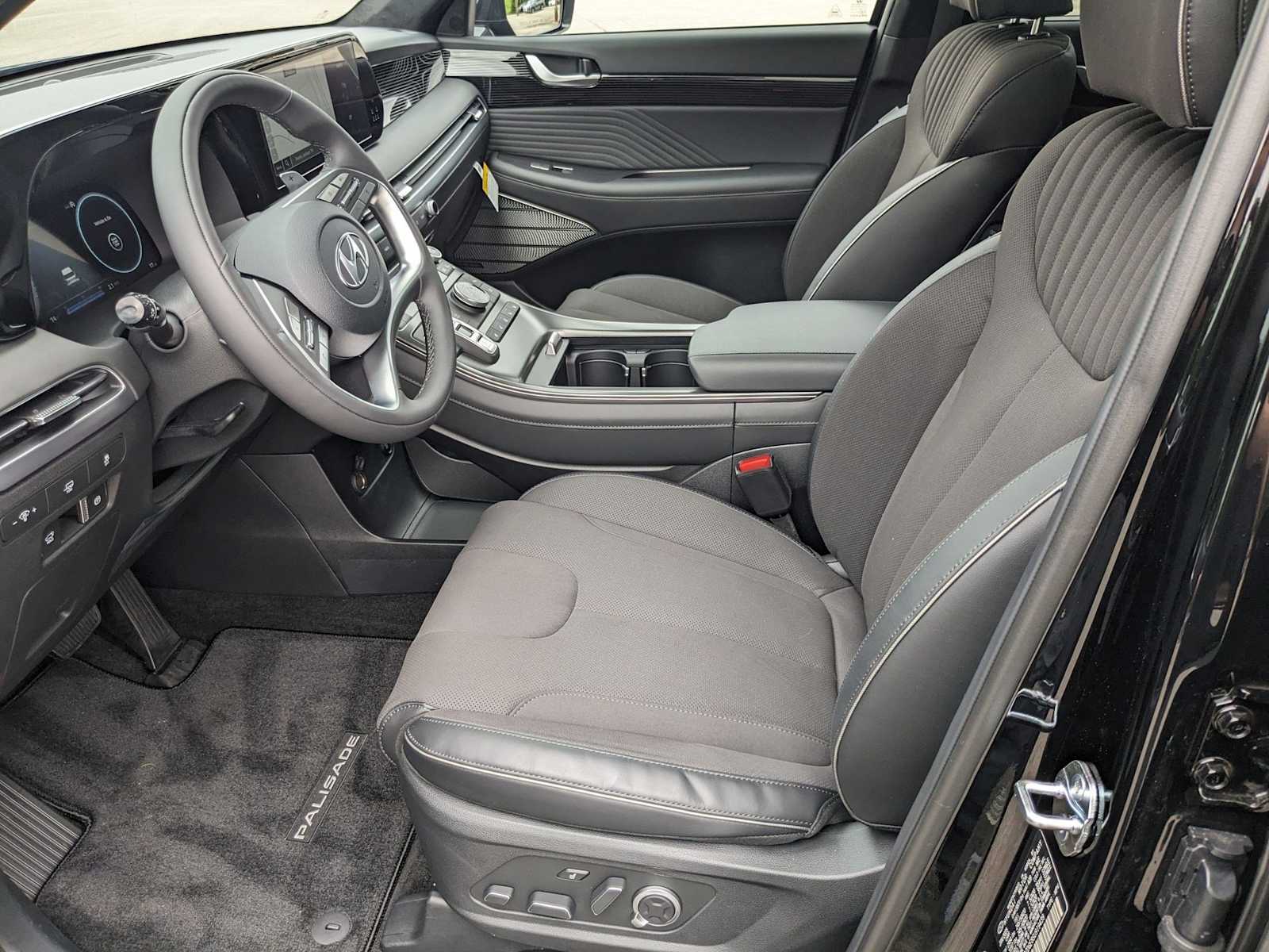new 2025 Hyundai Palisade car, priced at $54,239