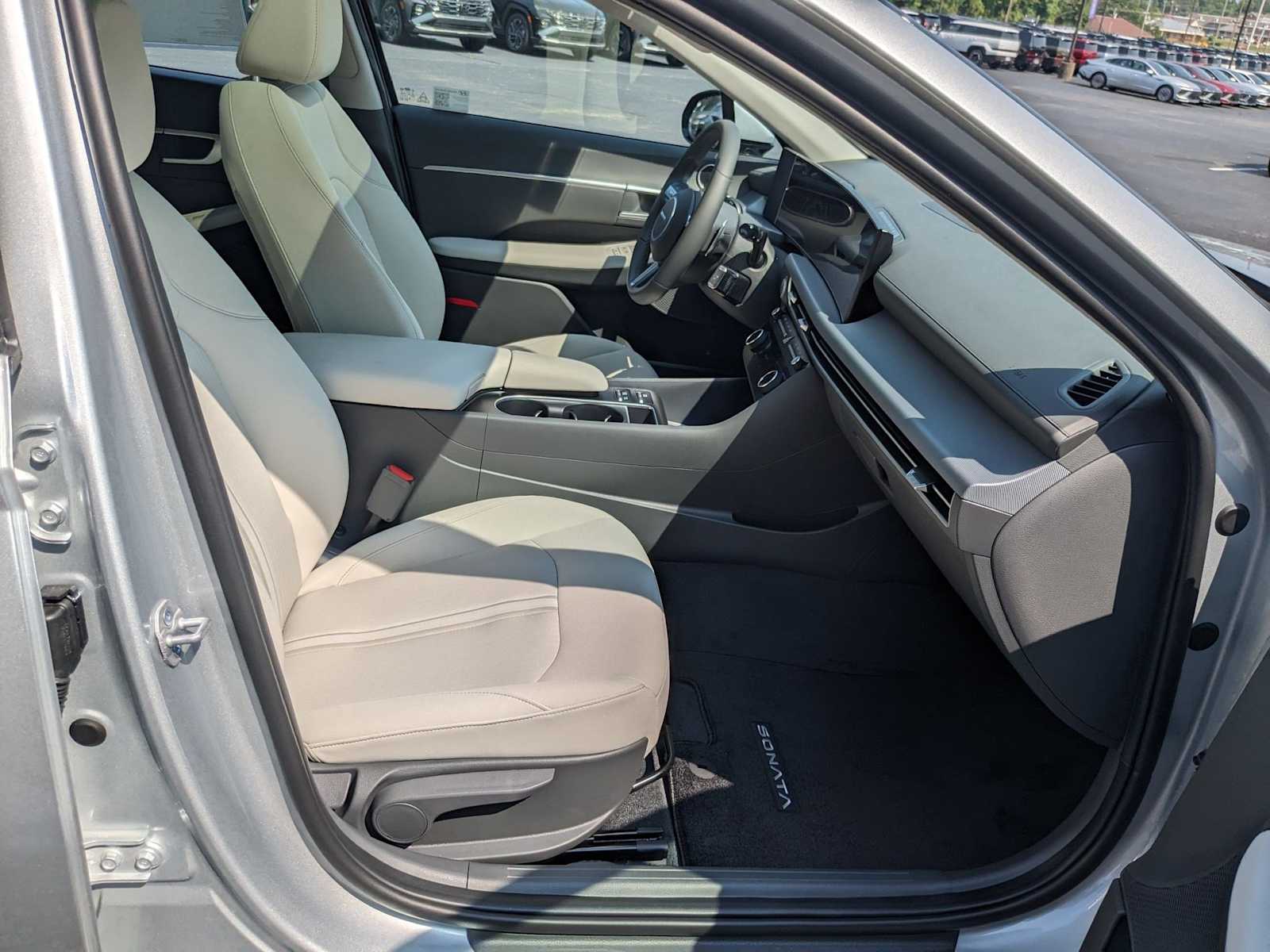 new 2025 Hyundai Sonata car, priced at $32,880