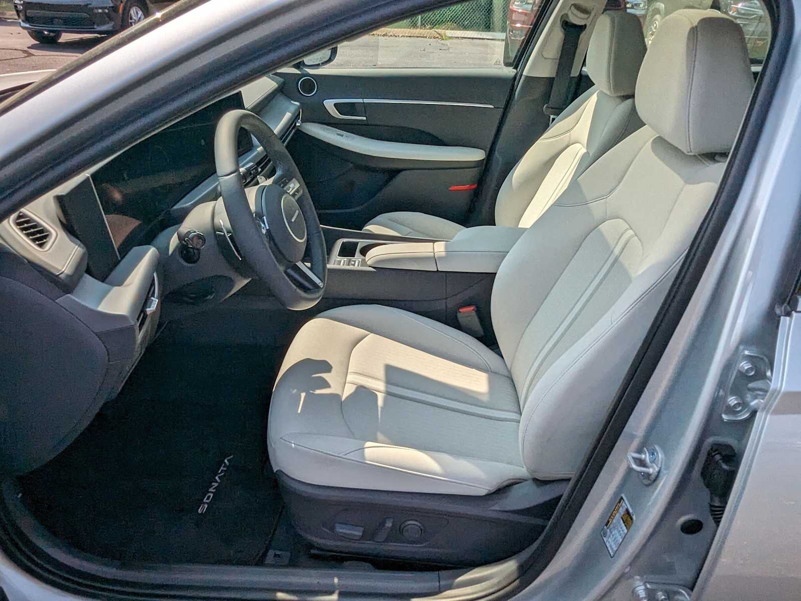 new 2025 Hyundai Sonata car, priced at $32,880