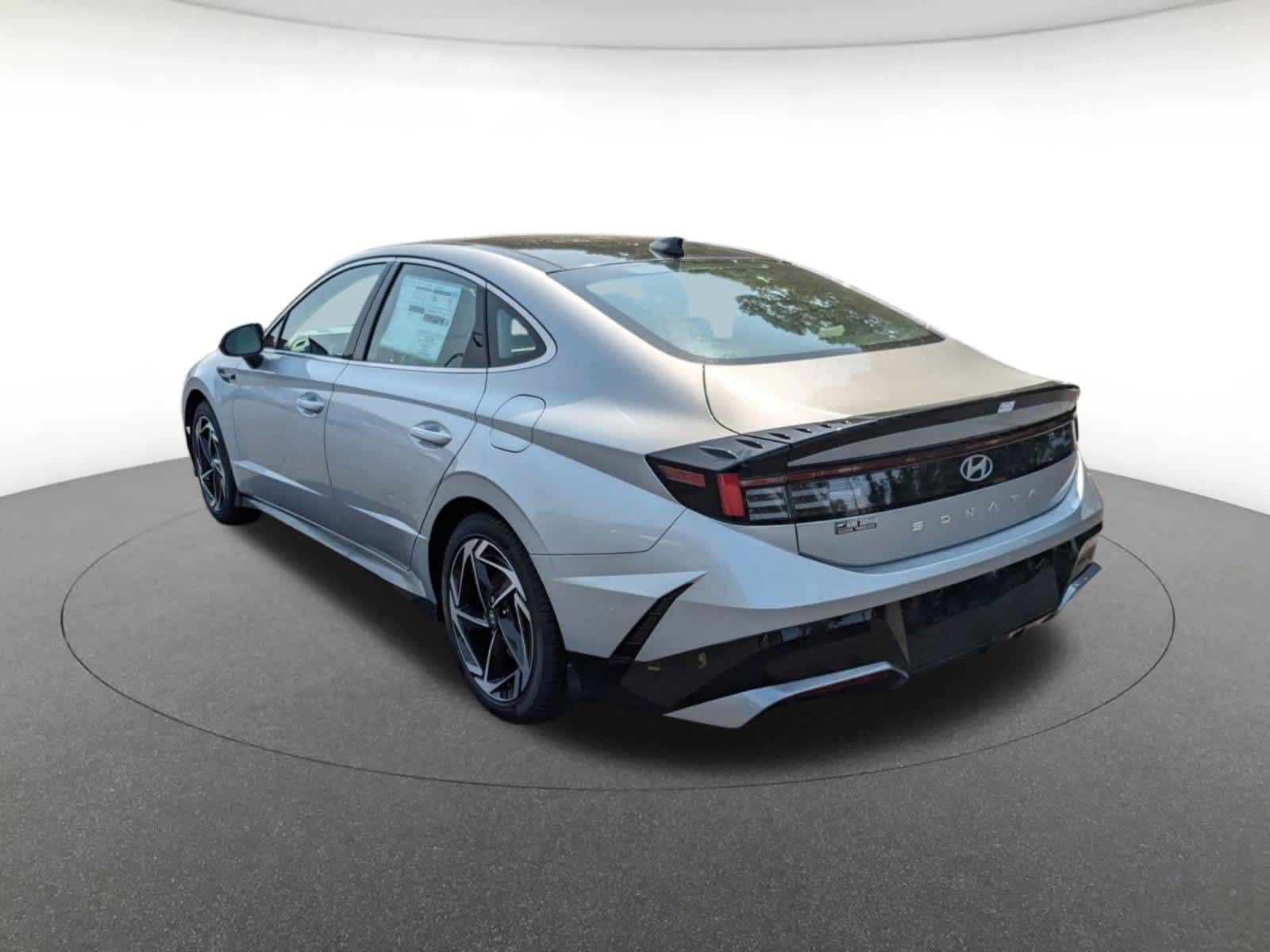 new 2025 Hyundai Sonata car, priced at $32,880