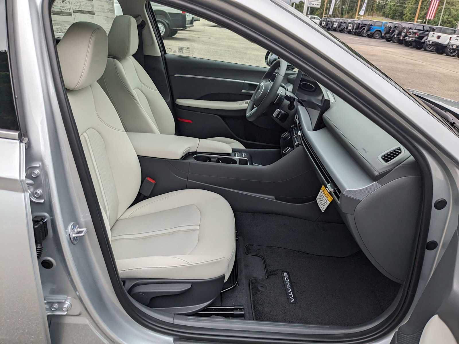 new 2025 Hyundai Sonata car, priced at $32,895