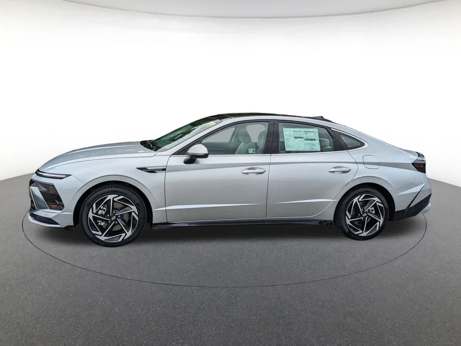 new 2025 Hyundai Sonata car, priced at $32,895