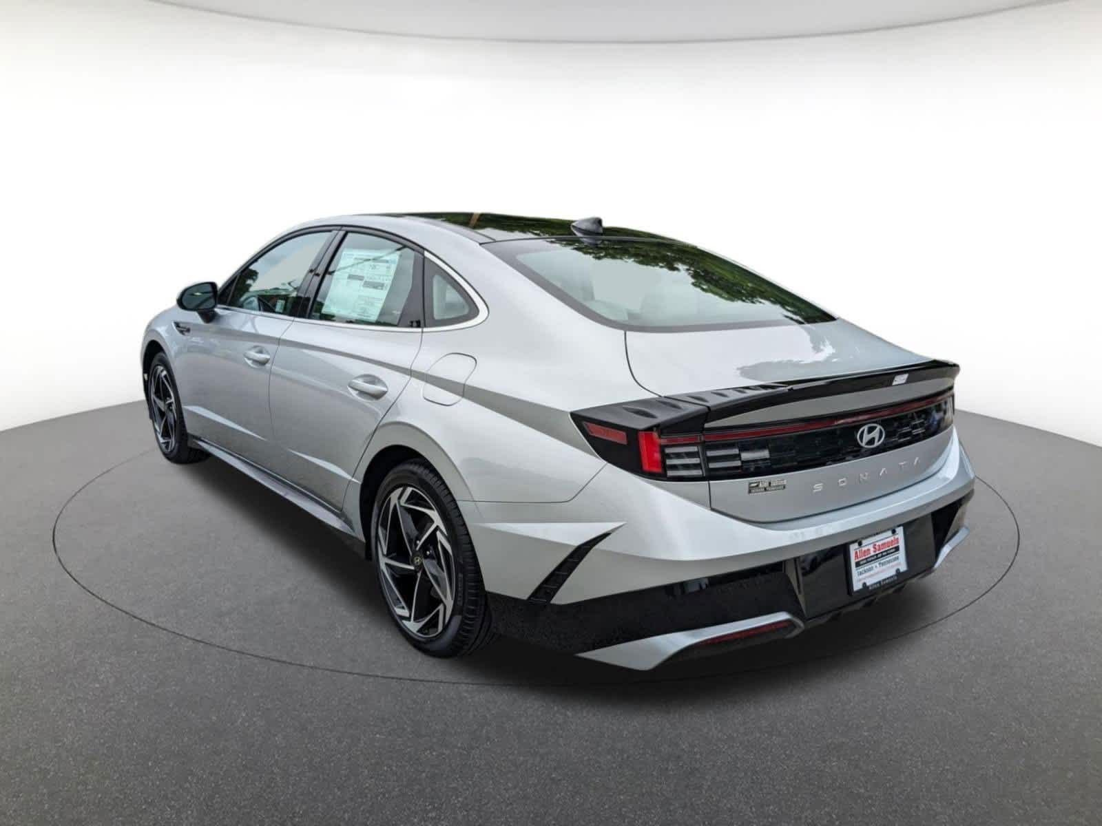 new 2025 Hyundai Sonata car, priced at $32,895