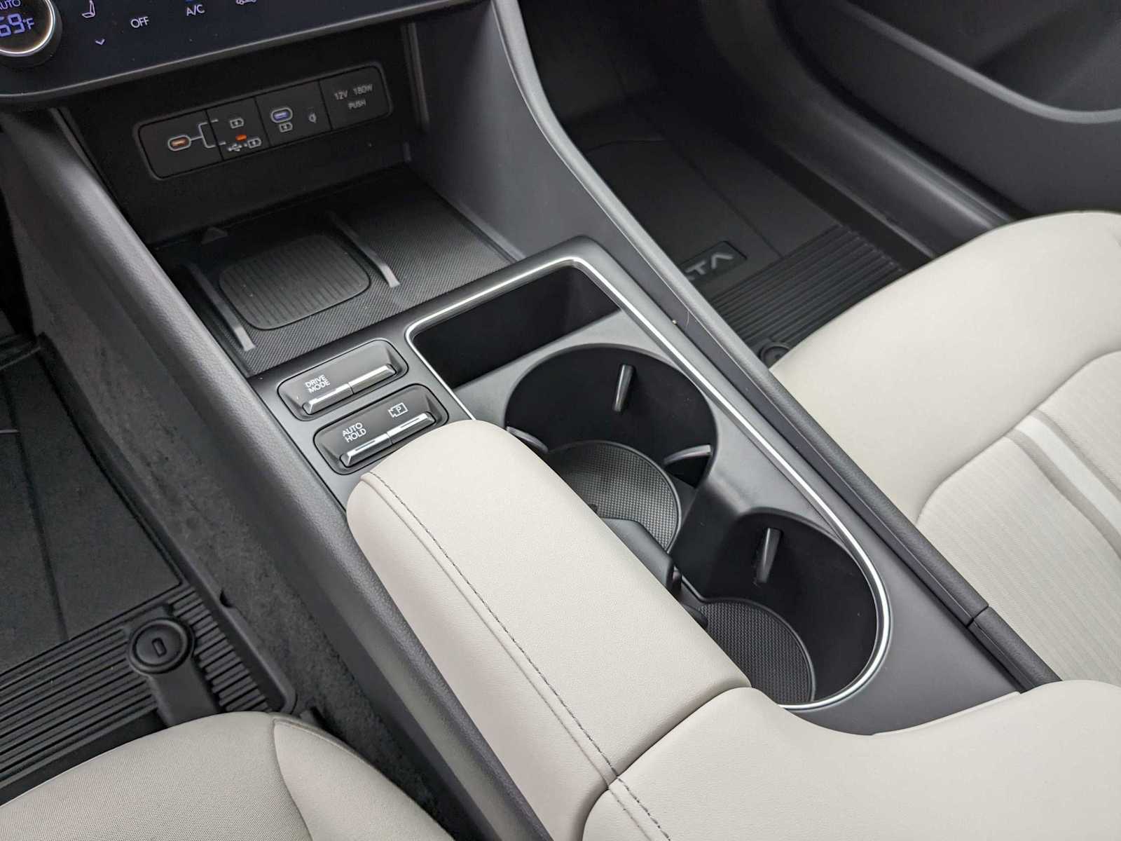 used 2024 Hyundai Sonata Hybrid car, priced at $27,000