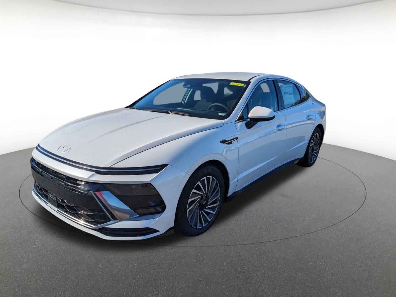 new 2024 Hyundai Sonata Hybrid car, priced at $29,800