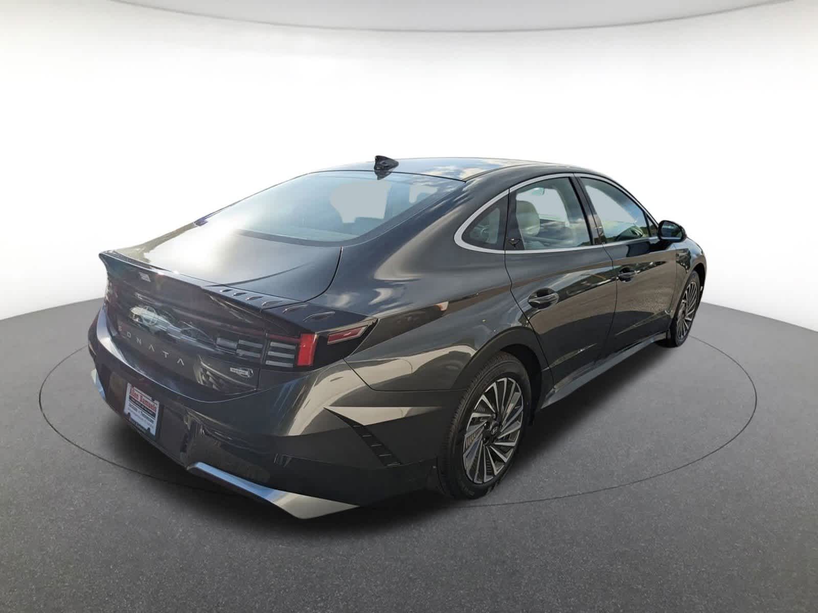 new 2025 Hyundai Sonata Hybrid car, priced at $33,080