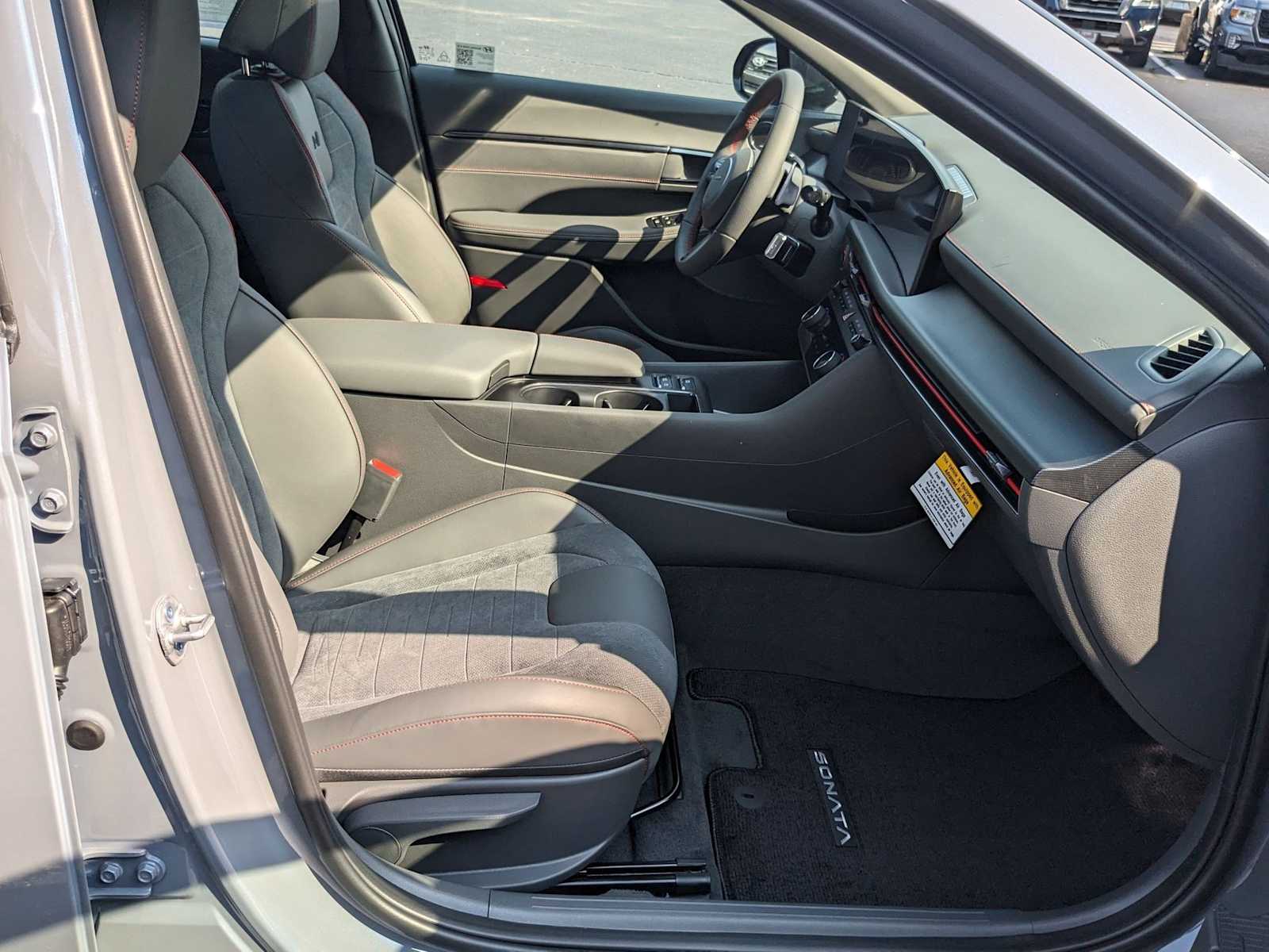 new 2025 Hyundai Sonata car, priced at $37,275