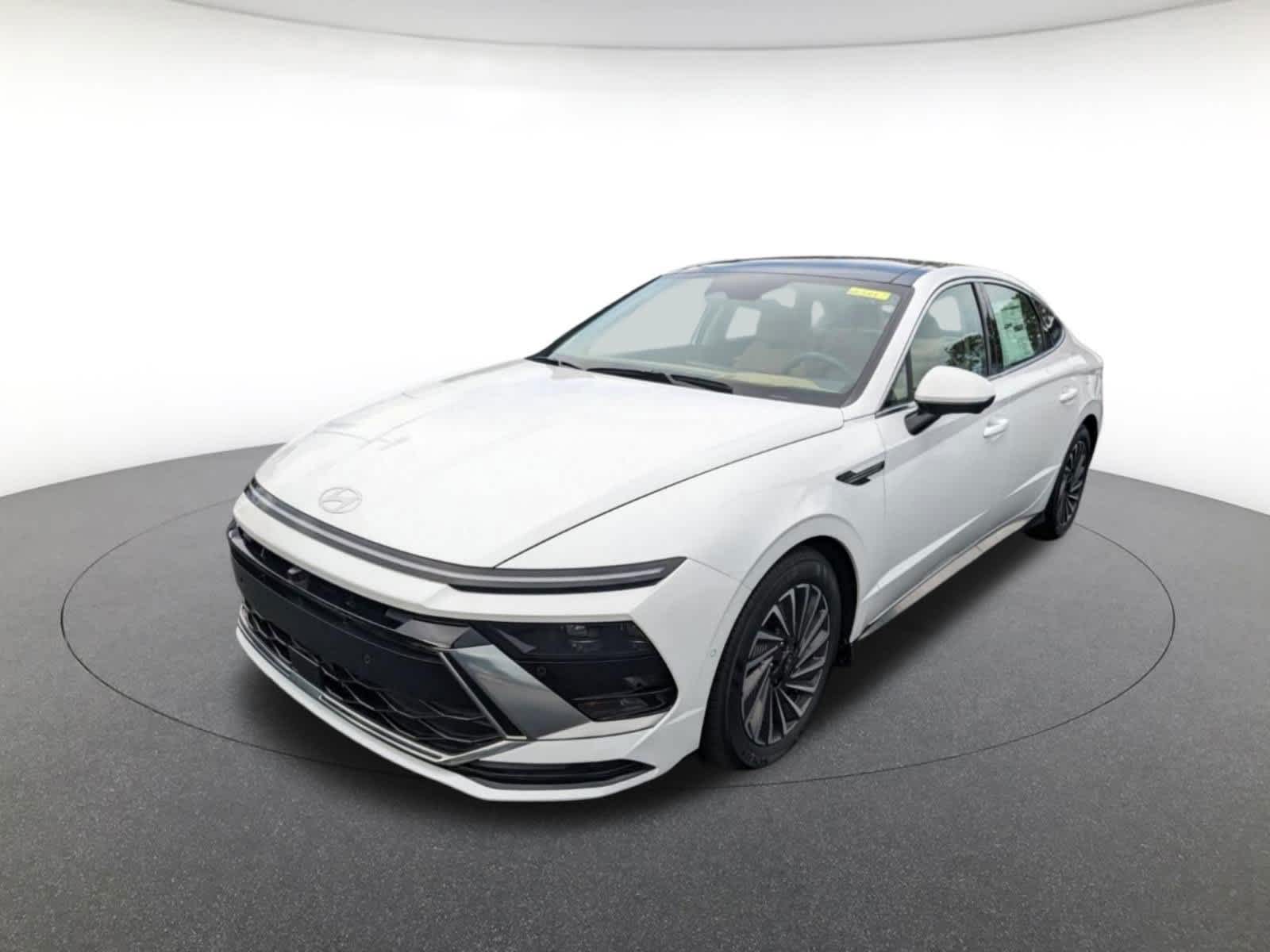 new 2025 Hyundai Sonata Hybrid car, priced at $39,960