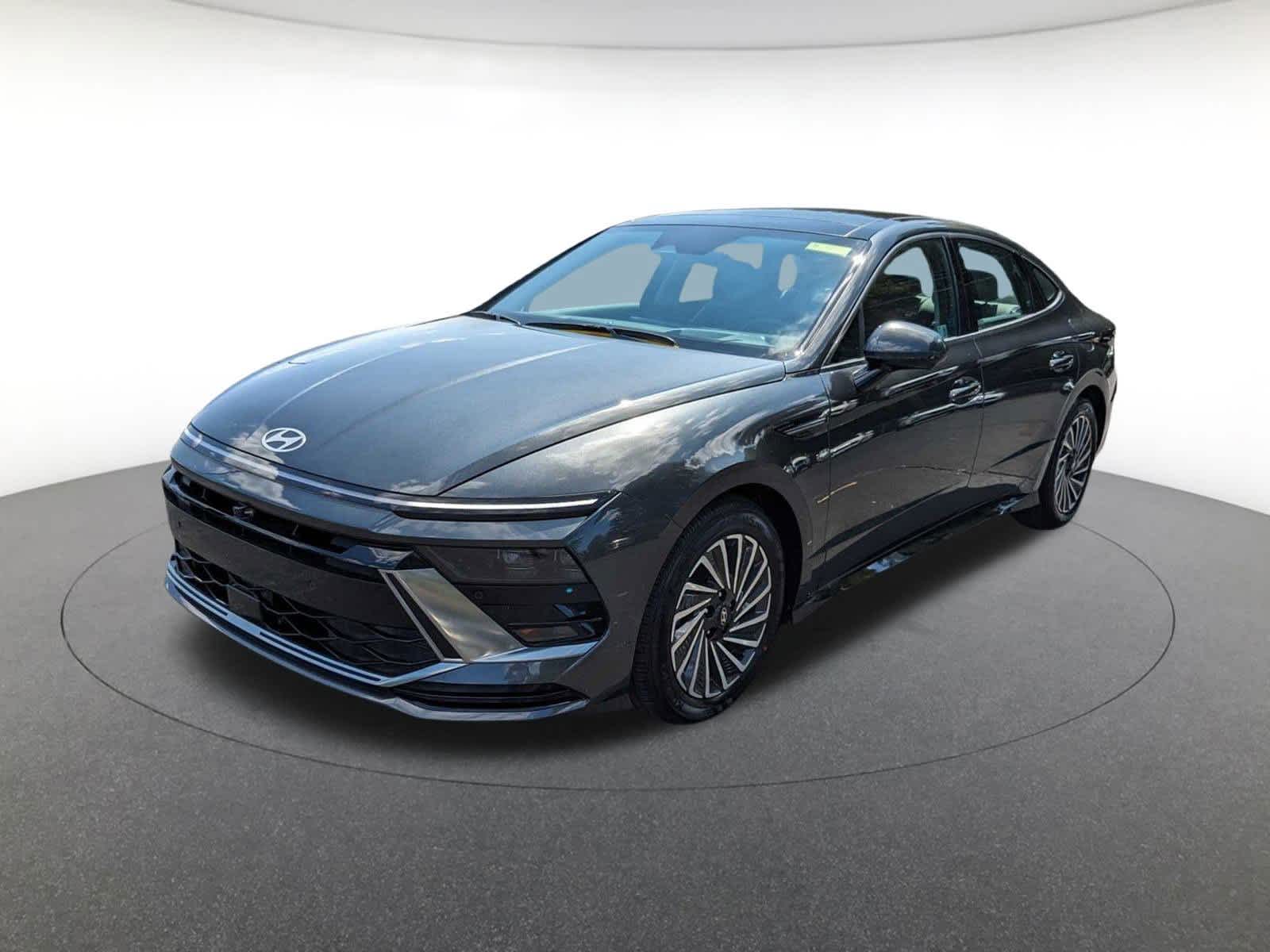 new 2024 Hyundai Sonata Hybrid car, priced at $35,500