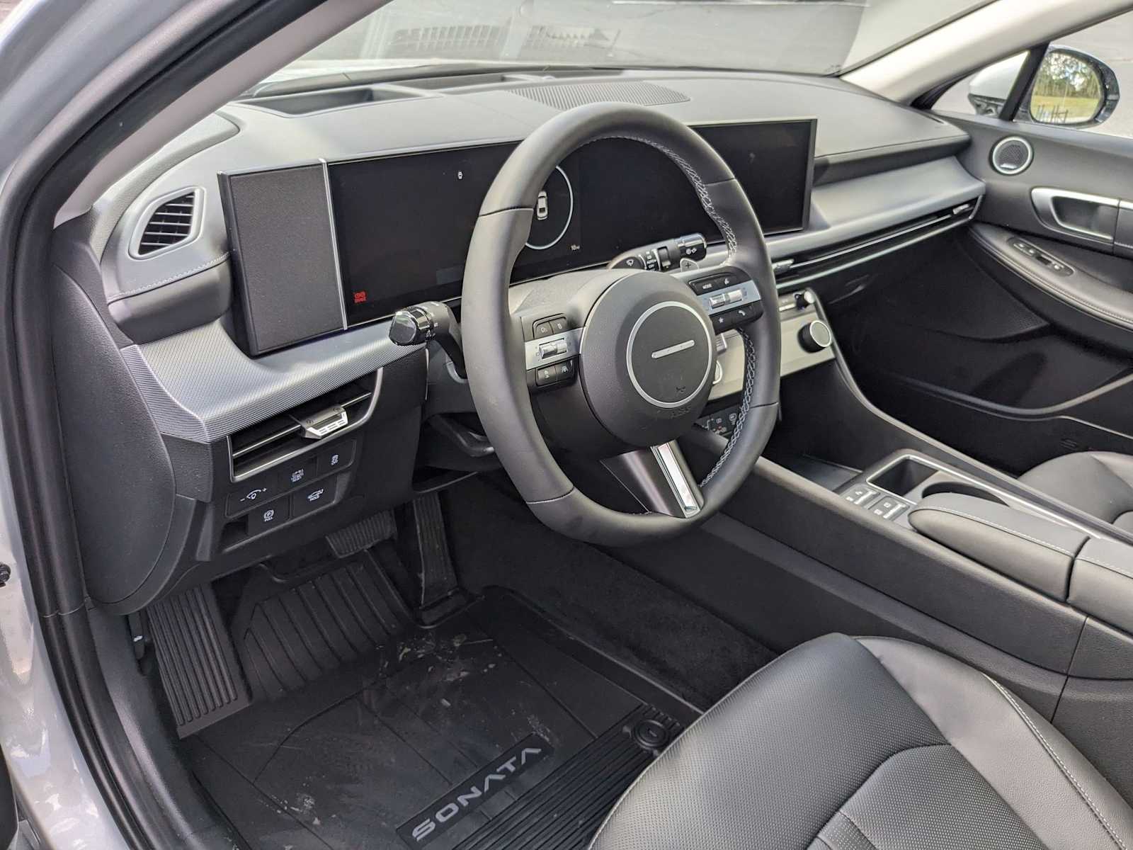 new 2025 Hyundai Sonata Hybrid car, priced at $38,340