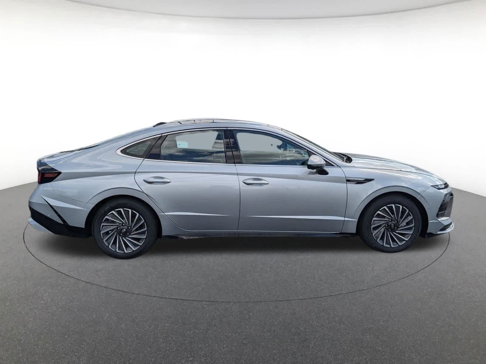 new 2025 Hyundai Sonata Hybrid car, priced at $38,340