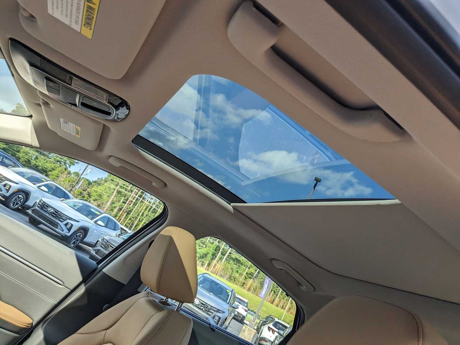 new 2025 Hyundai Sonata Hybrid car, priced at $39,990