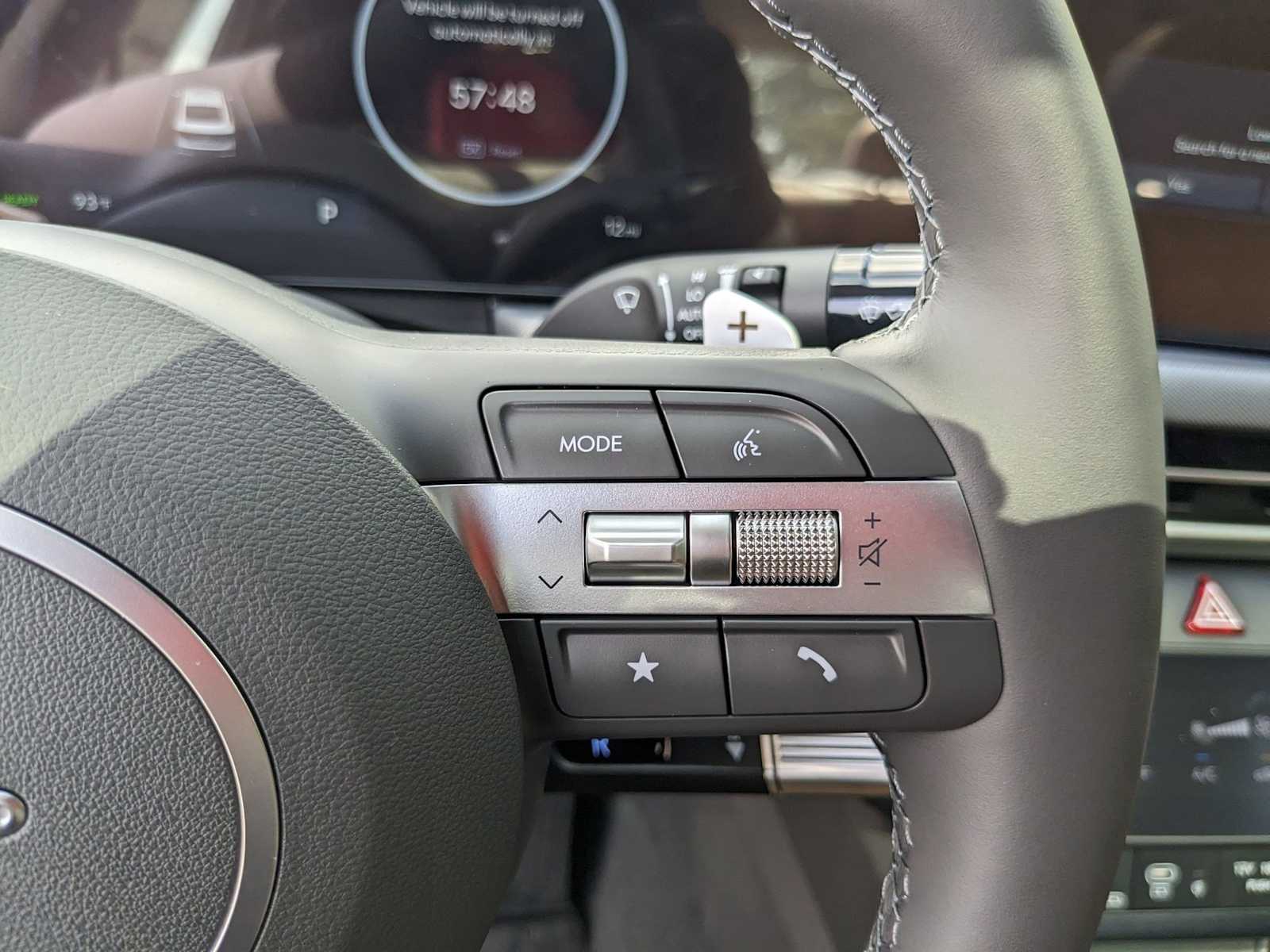 new 2025 Hyundai Sonata Hybrid car, priced at $39,960