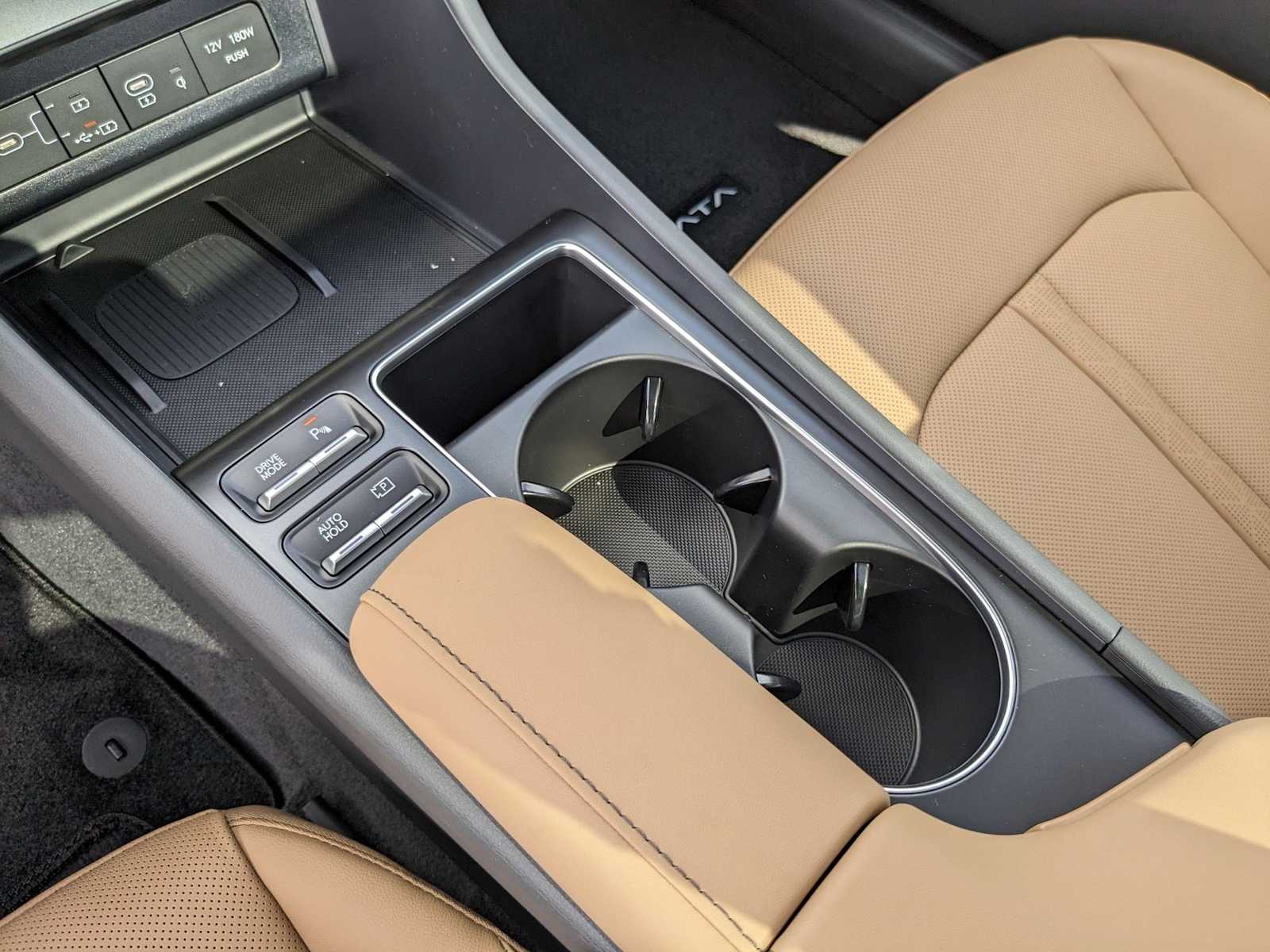 new 2025 Hyundai Sonata Hybrid car, priced at $39,960