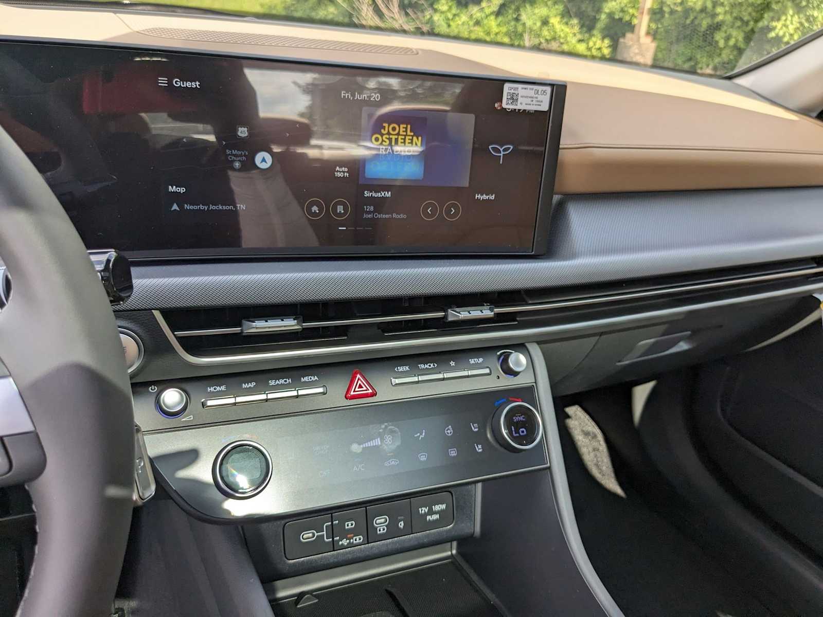 new 2025 Hyundai Sonata Hybrid car, priced at $39,960