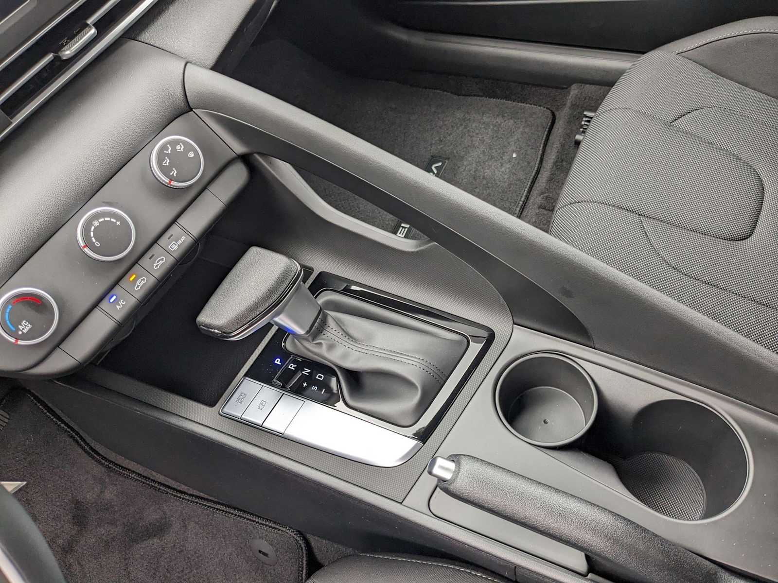 new 2025 Hyundai Elantra car, priced at $23,302