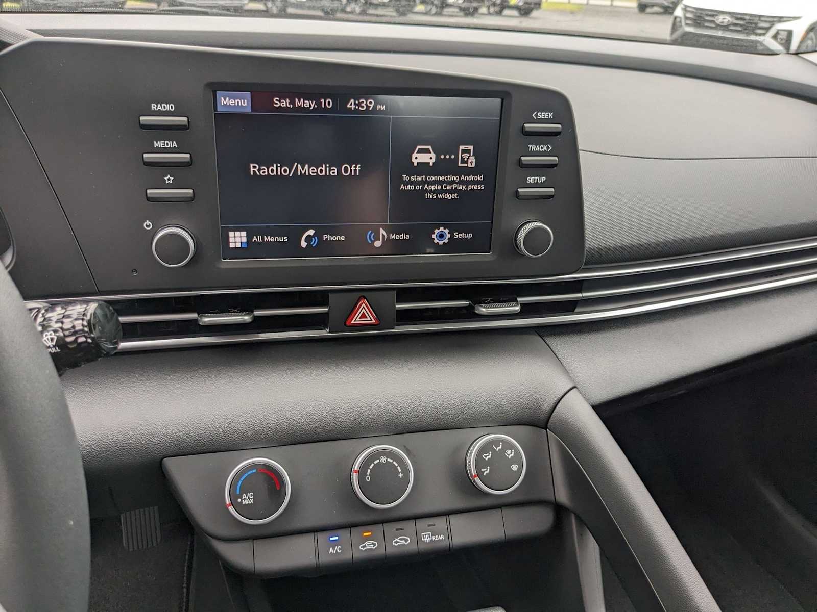 new 2025 Hyundai Elantra car, priced at $23,302
