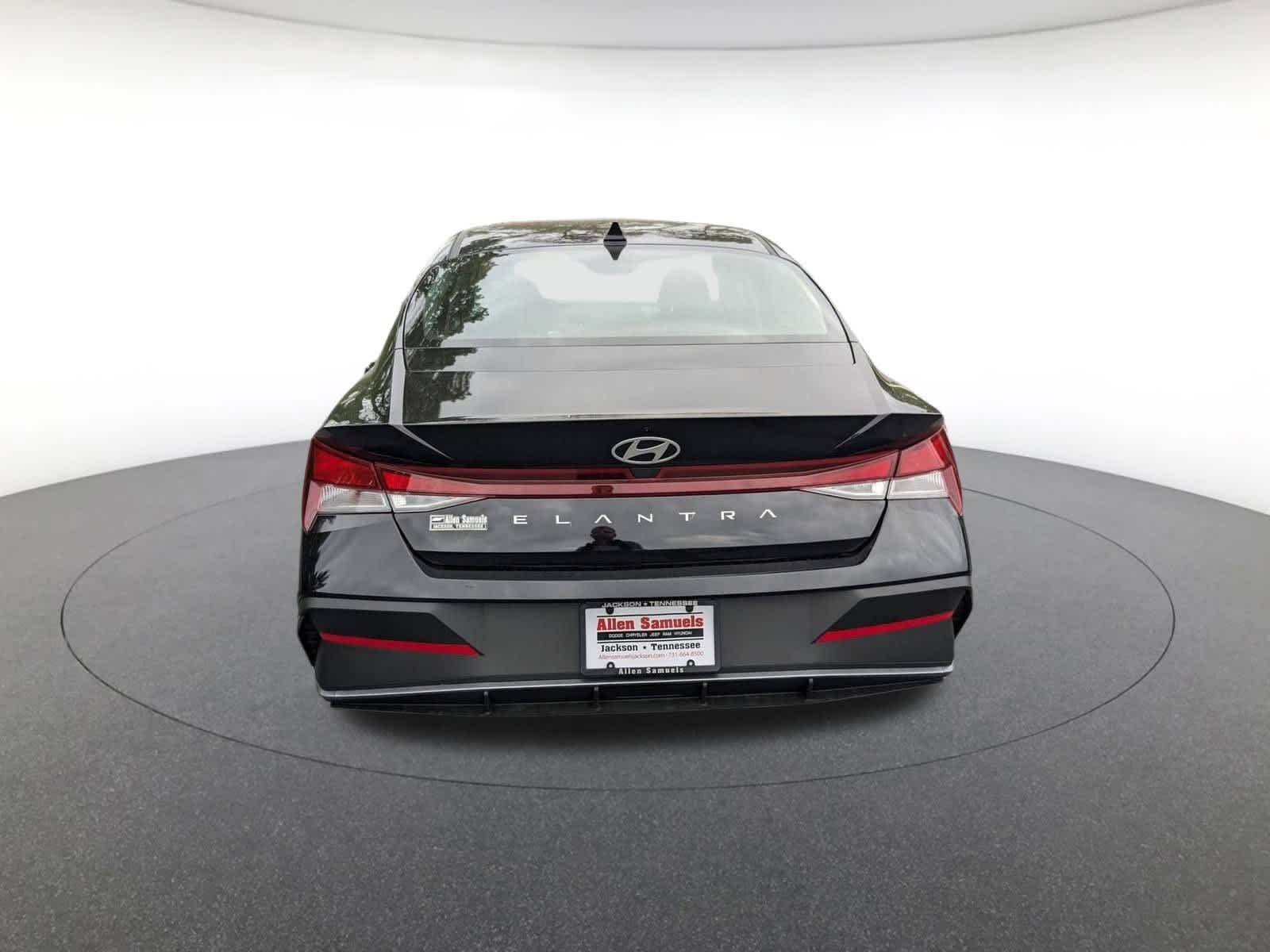 new 2025 Hyundai Elantra car, priced at $23,302