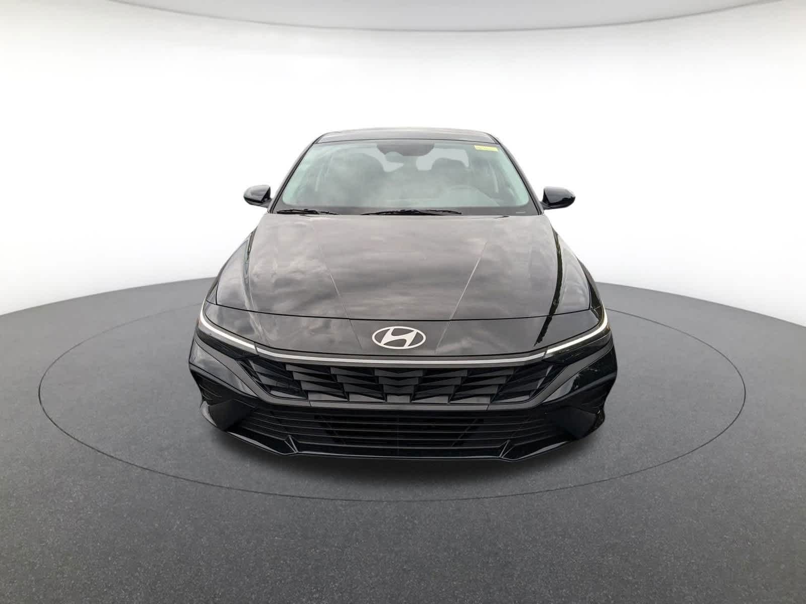 new 2025 Hyundai Elantra car, priced at $23,302
