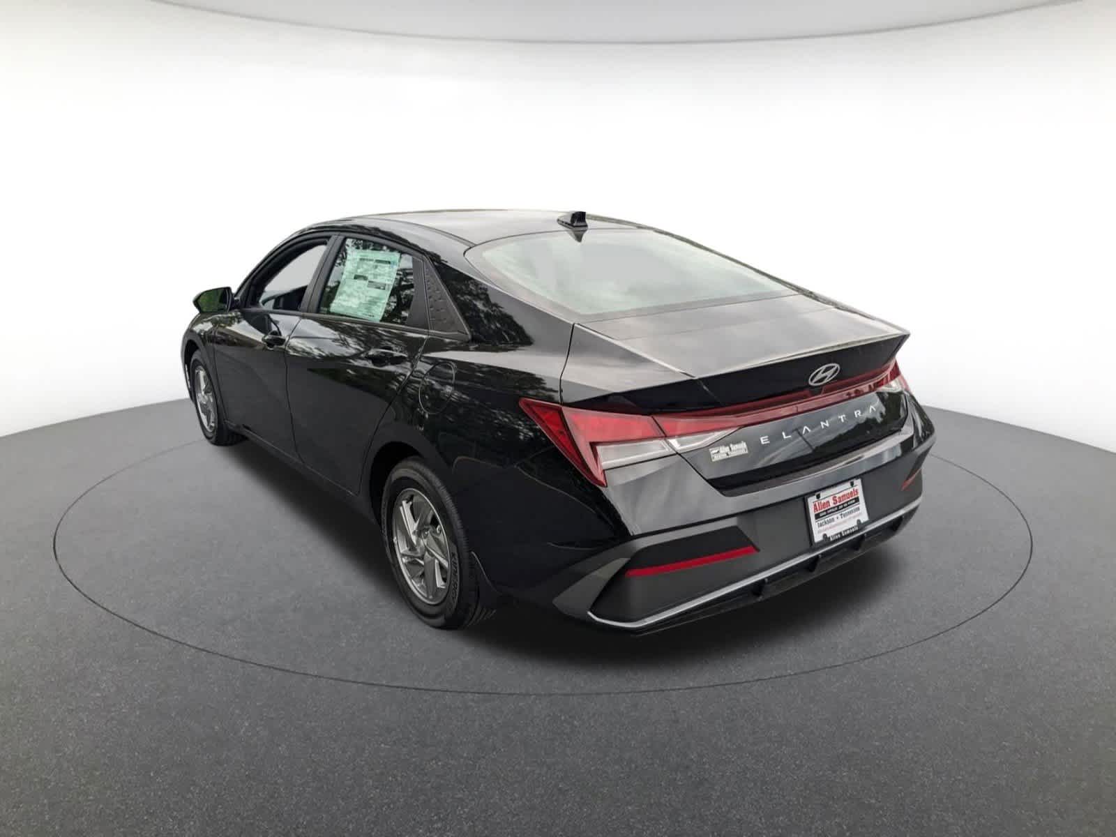 new 2025 Hyundai Elantra car, priced at $23,302