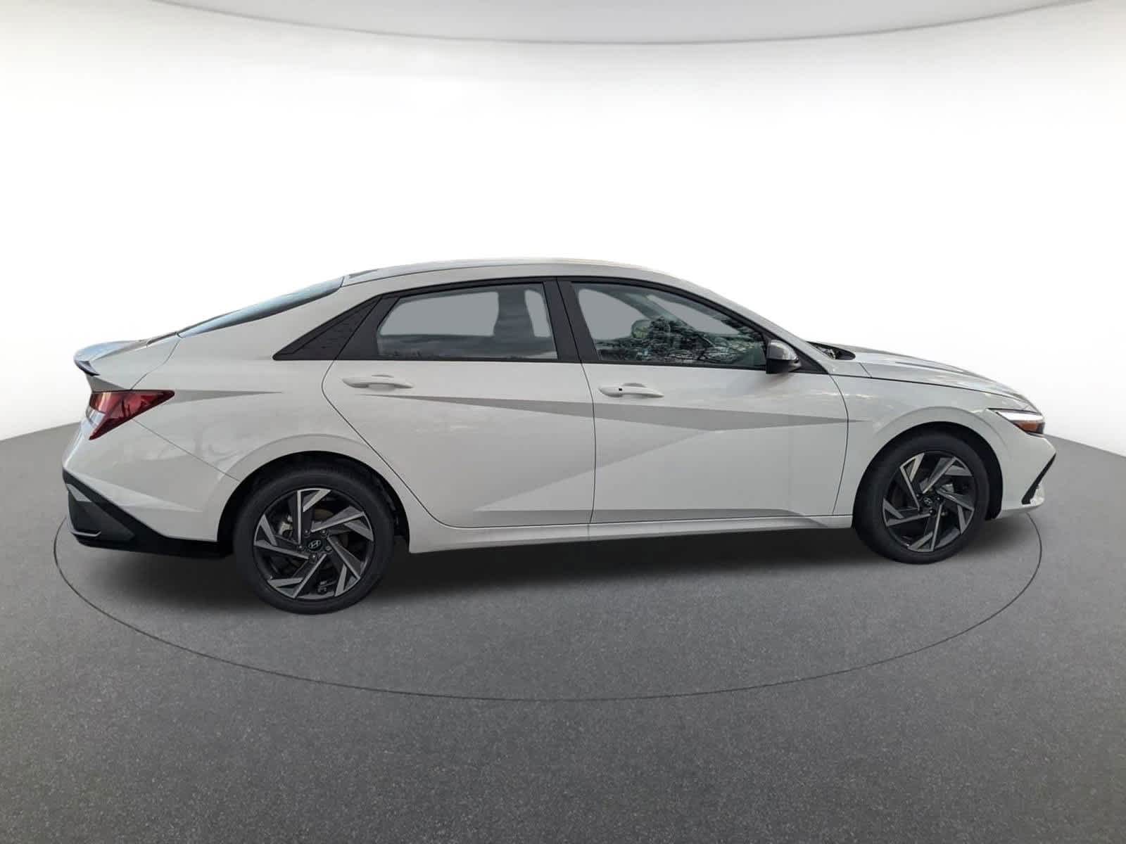 new 2025 Hyundai Elantra car, priced at $24,540