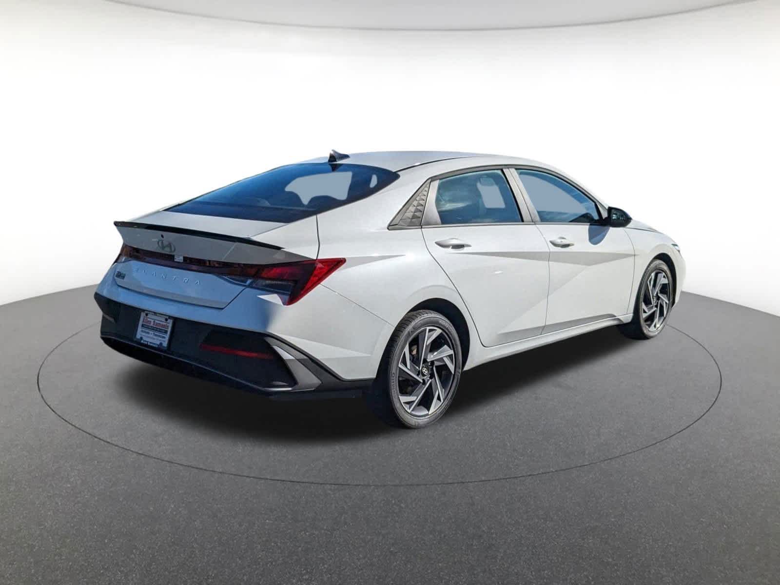 new 2025 Hyundai Elantra car, priced at $23,797