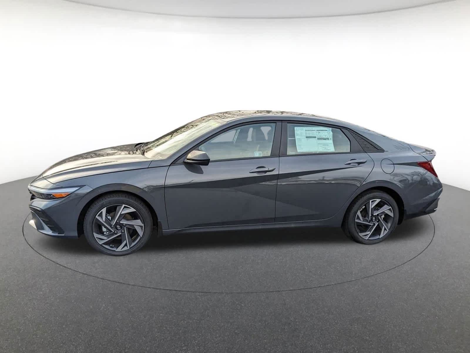 new 2025 Hyundai Elantra car, priced at $23,386