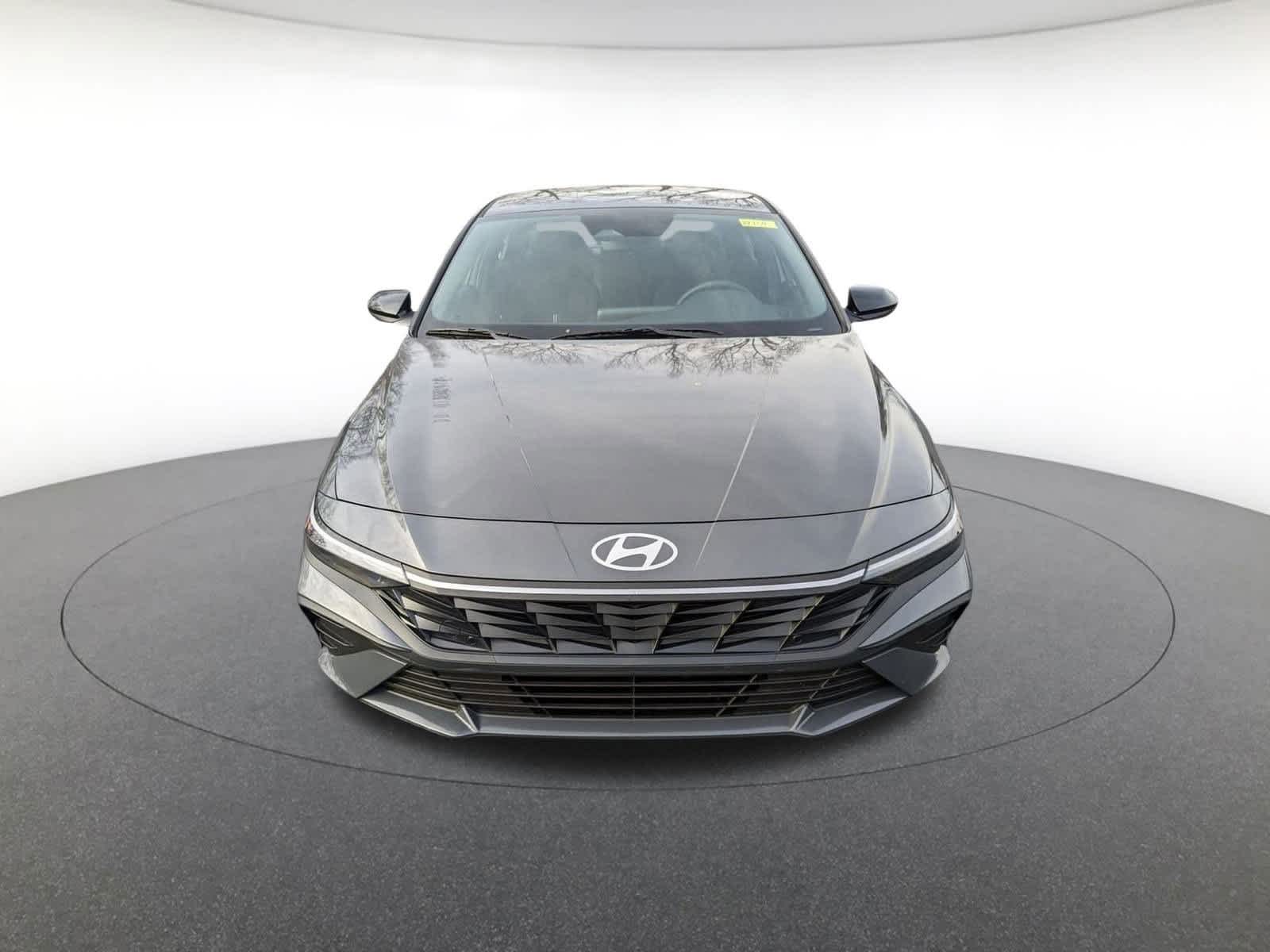 new 2025 Hyundai Elantra car, priced at $23,386