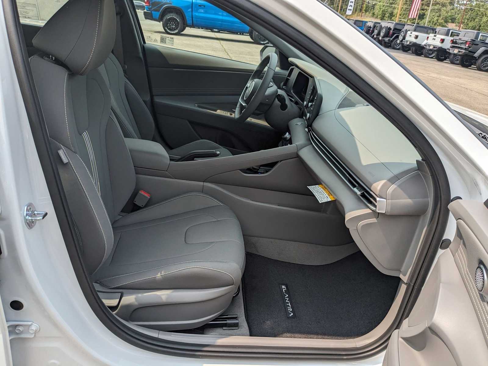 new 2025 Hyundai Elantra car, priced at $25,535