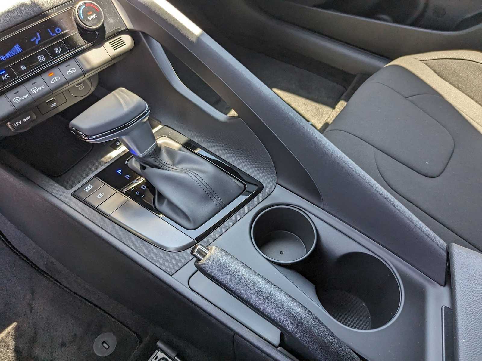 new 2025 Hyundai Elantra car, priced at $24,176