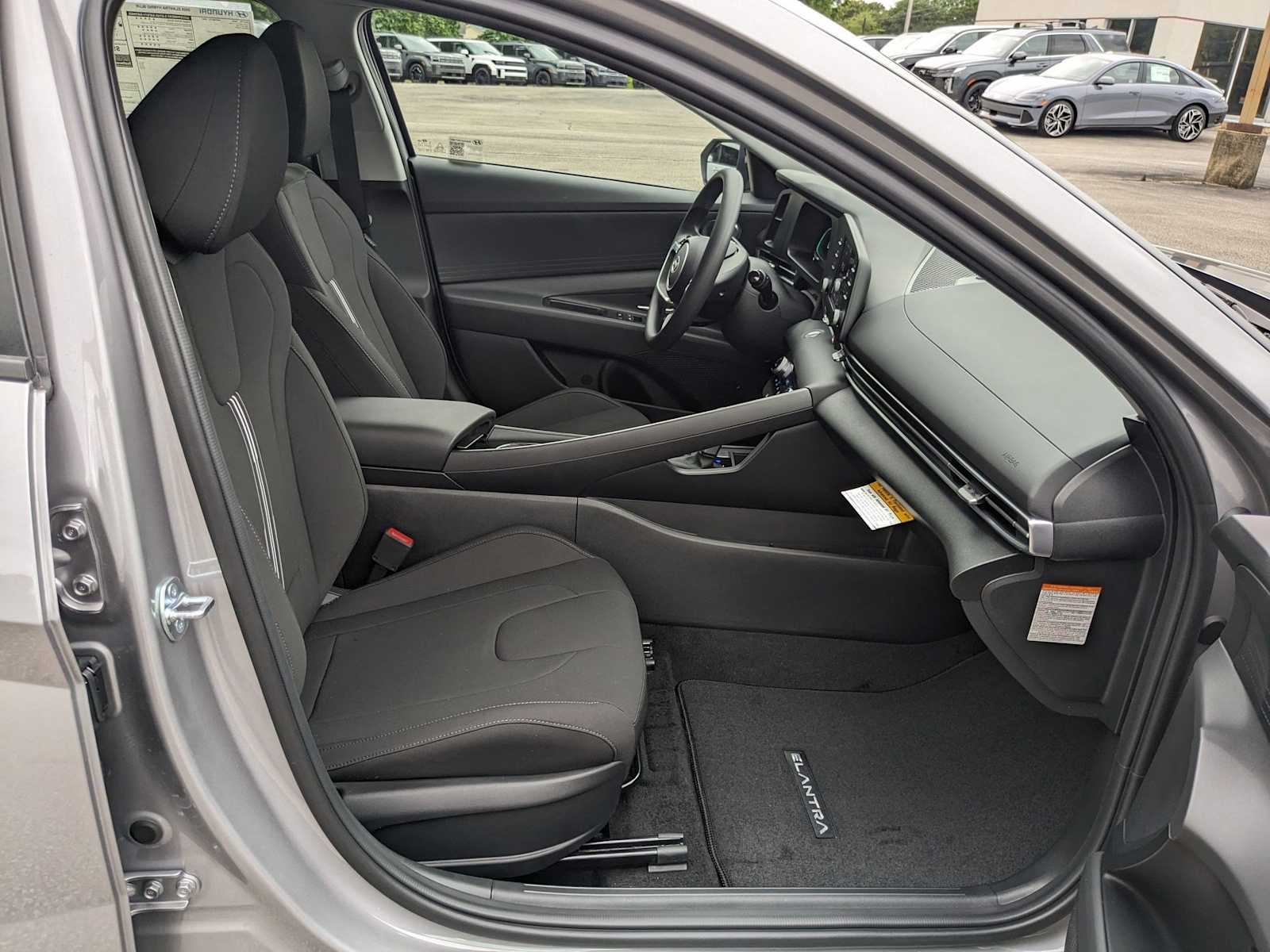 new 2025 Hyundai Elantra Hybrid car, priced at $27,270
