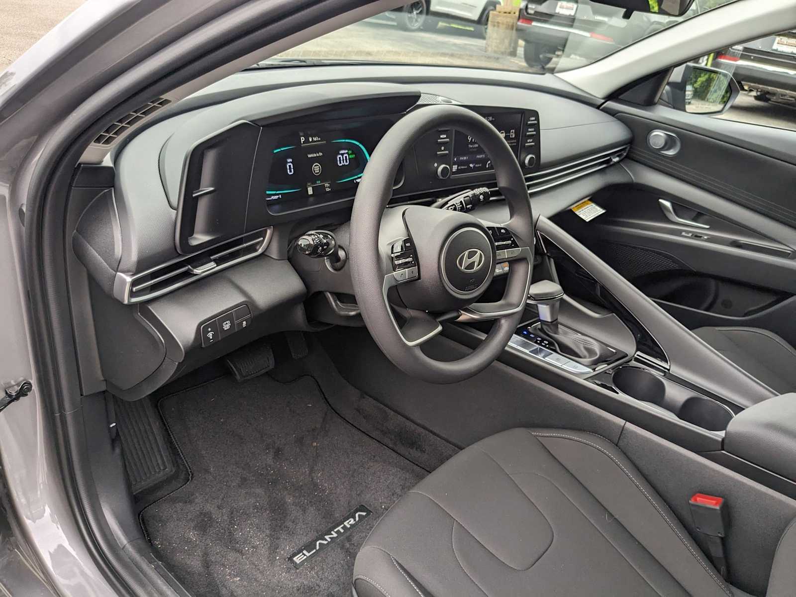 new 2025 Hyundai Elantra Hybrid car, priced at $27,270