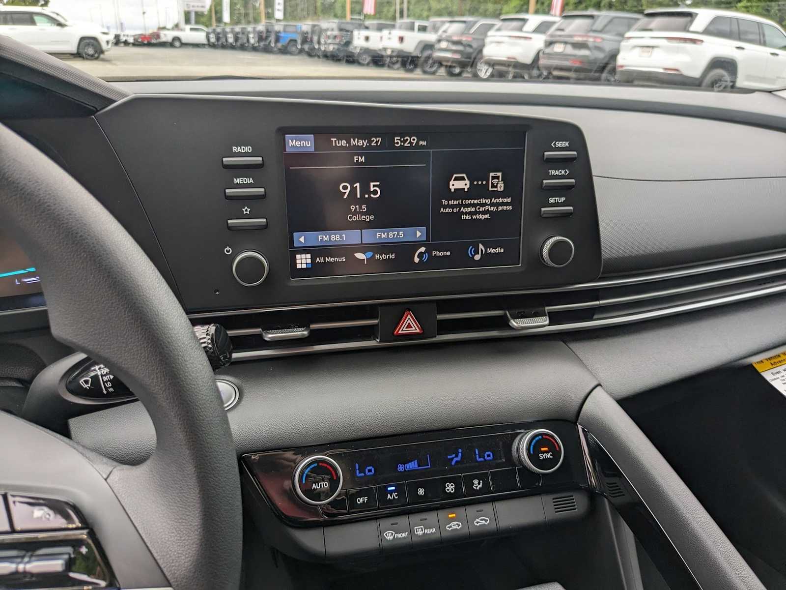 new 2025 Hyundai Elantra Hybrid car, priced at $27,270