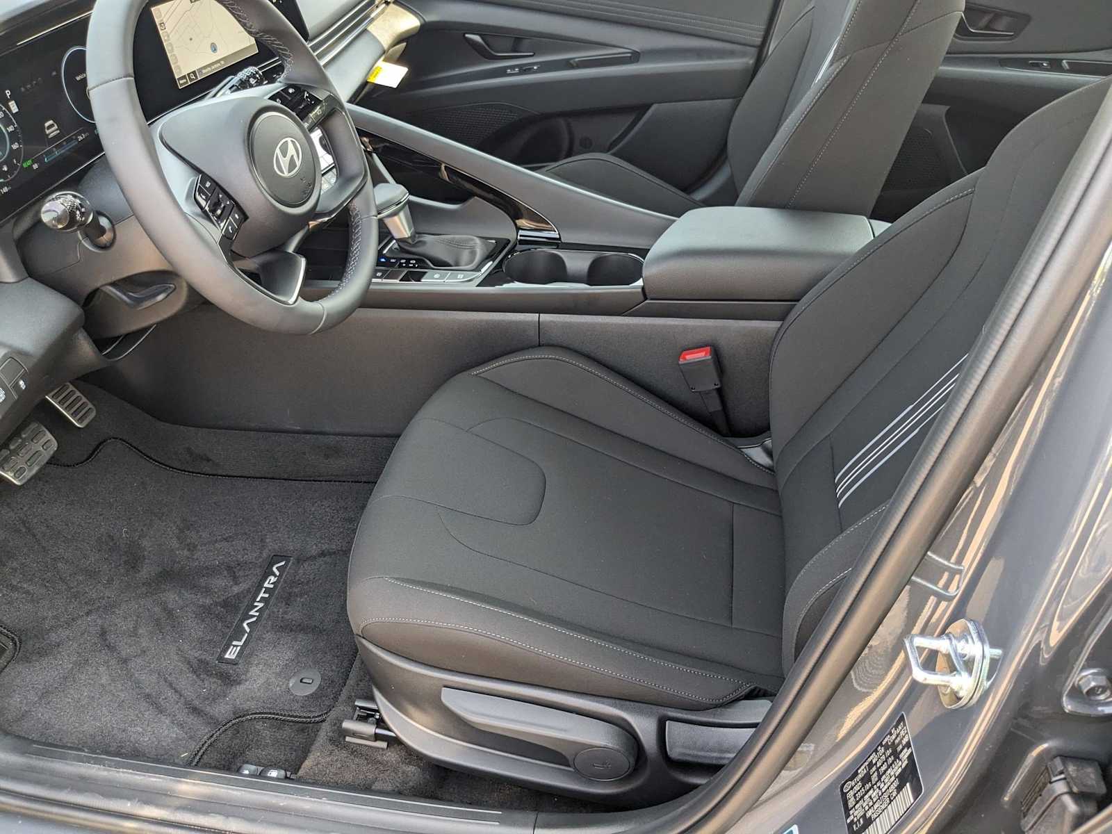 new 2025 Hyundai Elantra Hybrid car, priced at $28,330
