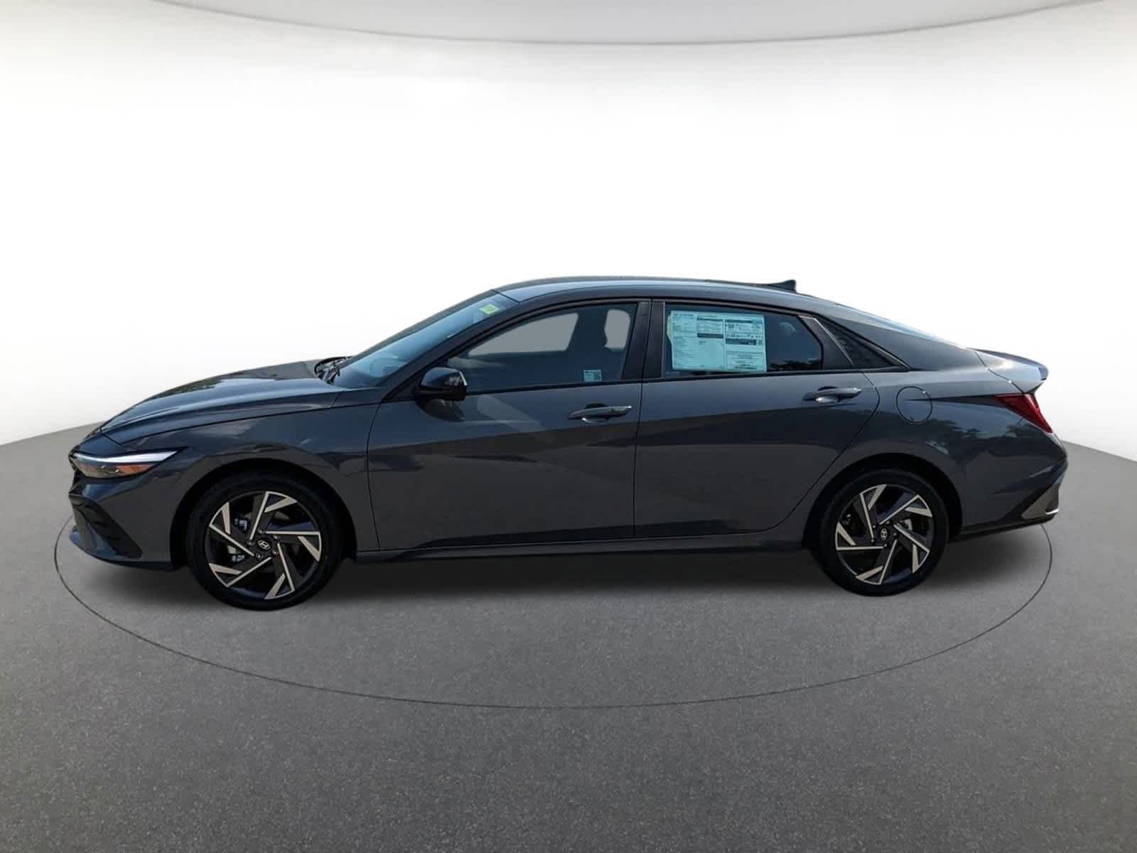 new 2025 Hyundai Elantra Hybrid car, priced at $28,330