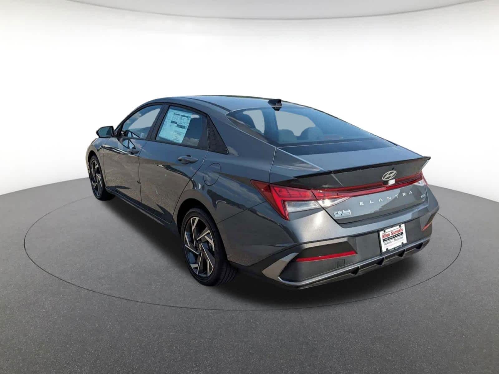 new 2025 Hyundai Elantra Hybrid car, priced at $28,330