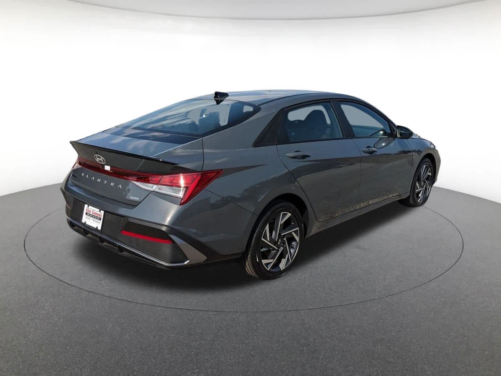 new 2025 Hyundai Elantra Hybrid car, priced at $28,330