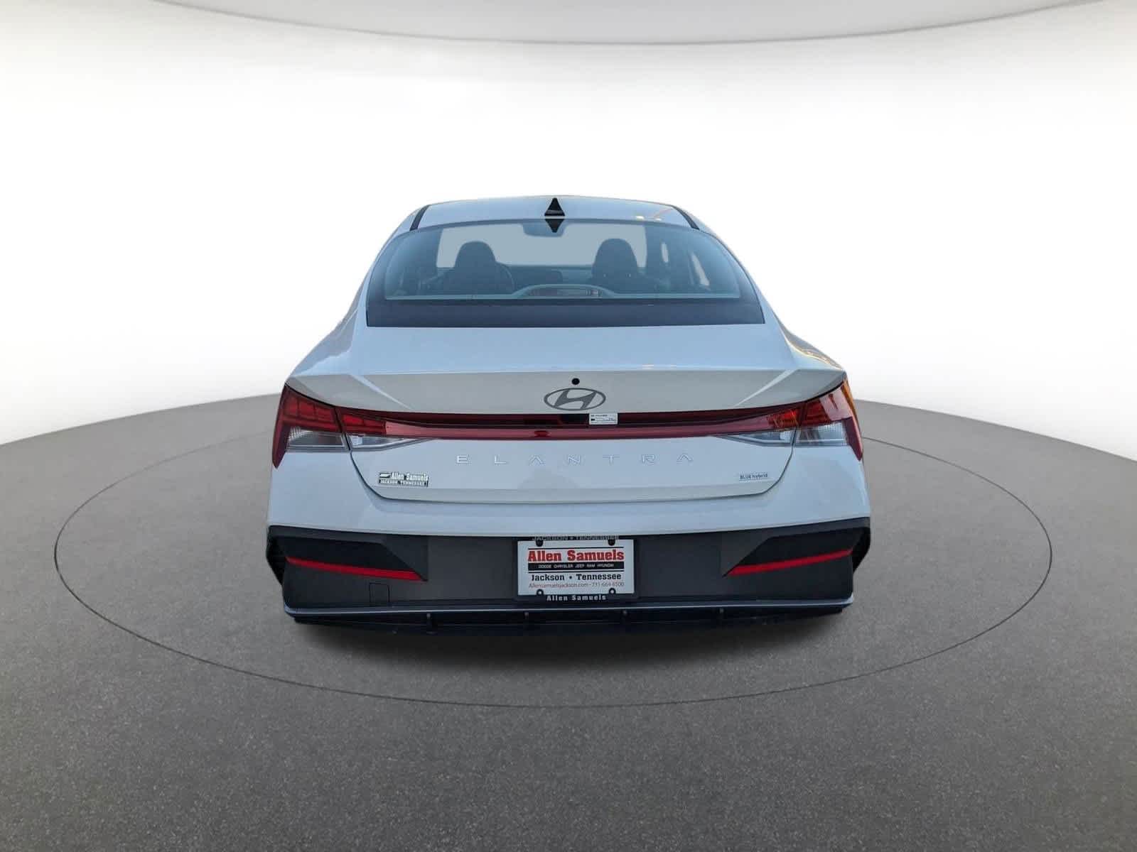 new 2025 Hyundai Elantra Hybrid car, priced at $25,800