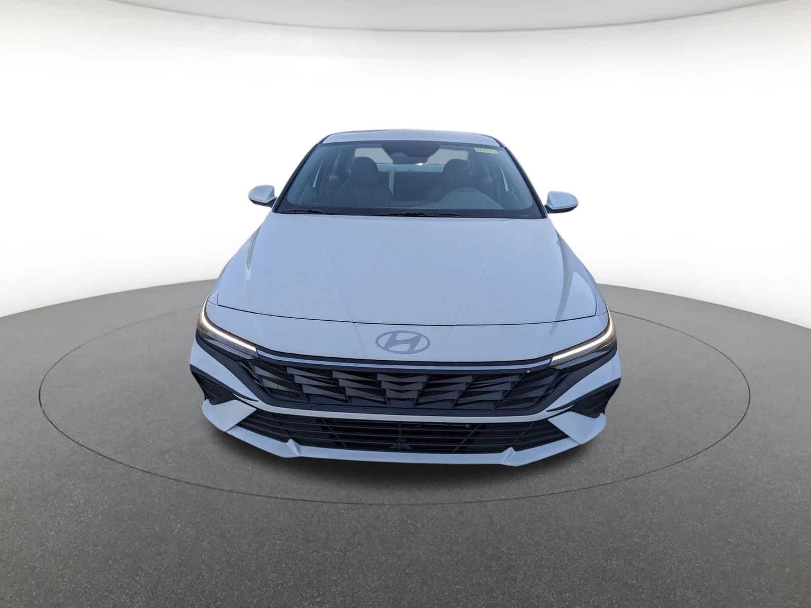 new 2025 Hyundai Elantra Hybrid car, priced at $25,800