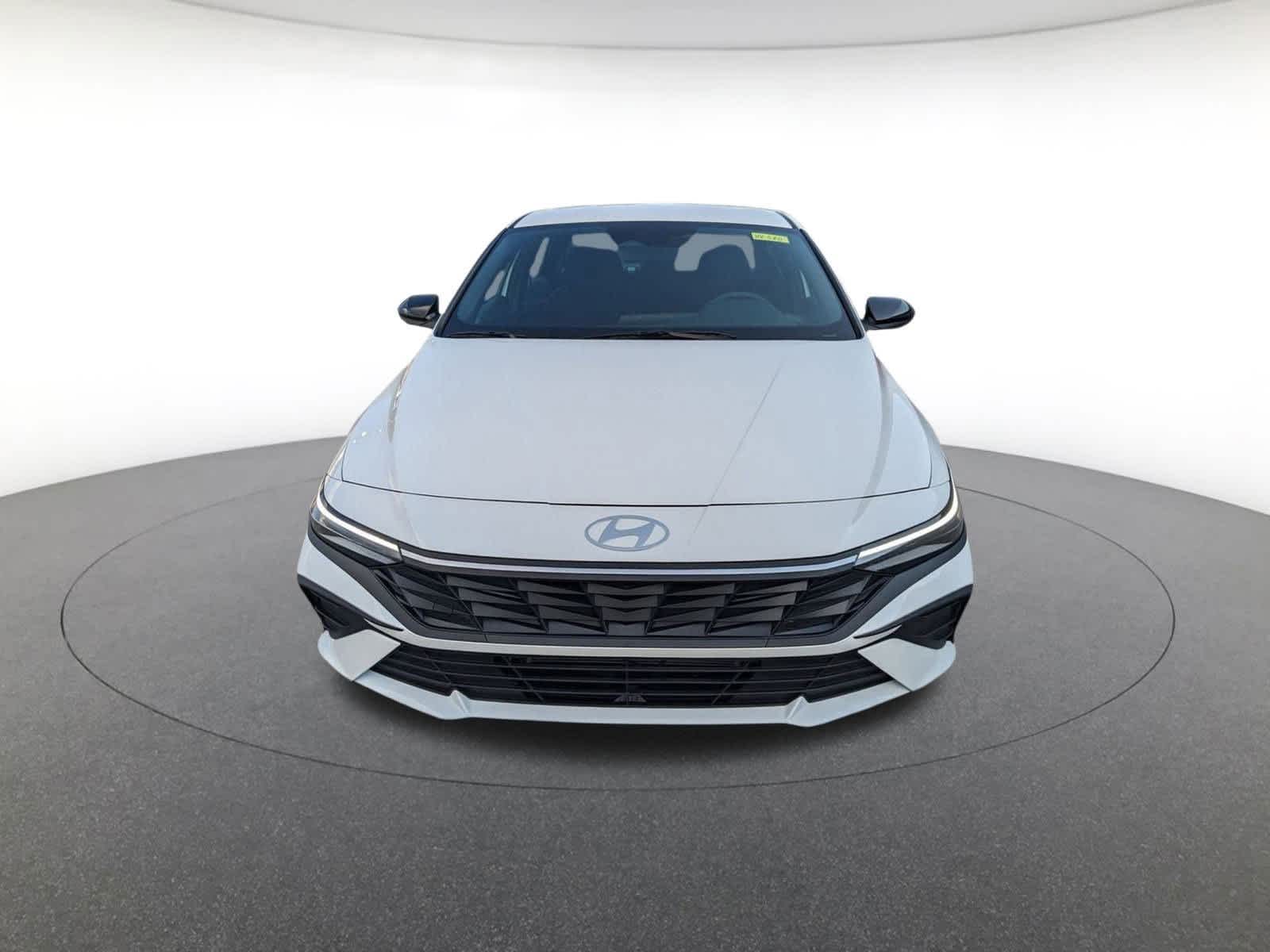new 2025 Hyundai Elantra Hybrid car, priced at $29,710