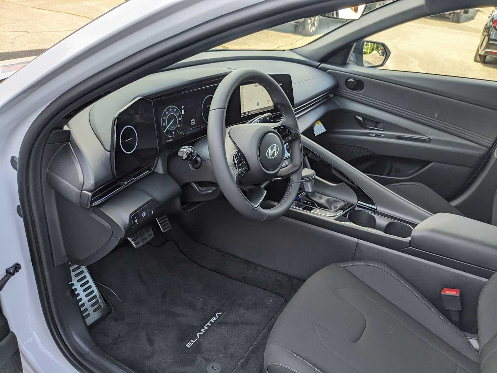 new 2025 Hyundai Elantra Hybrid car, priced at $29,710