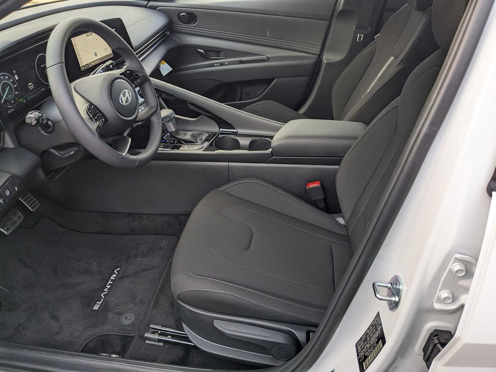 new 2025 Hyundai Elantra Hybrid car, priced at $29,710