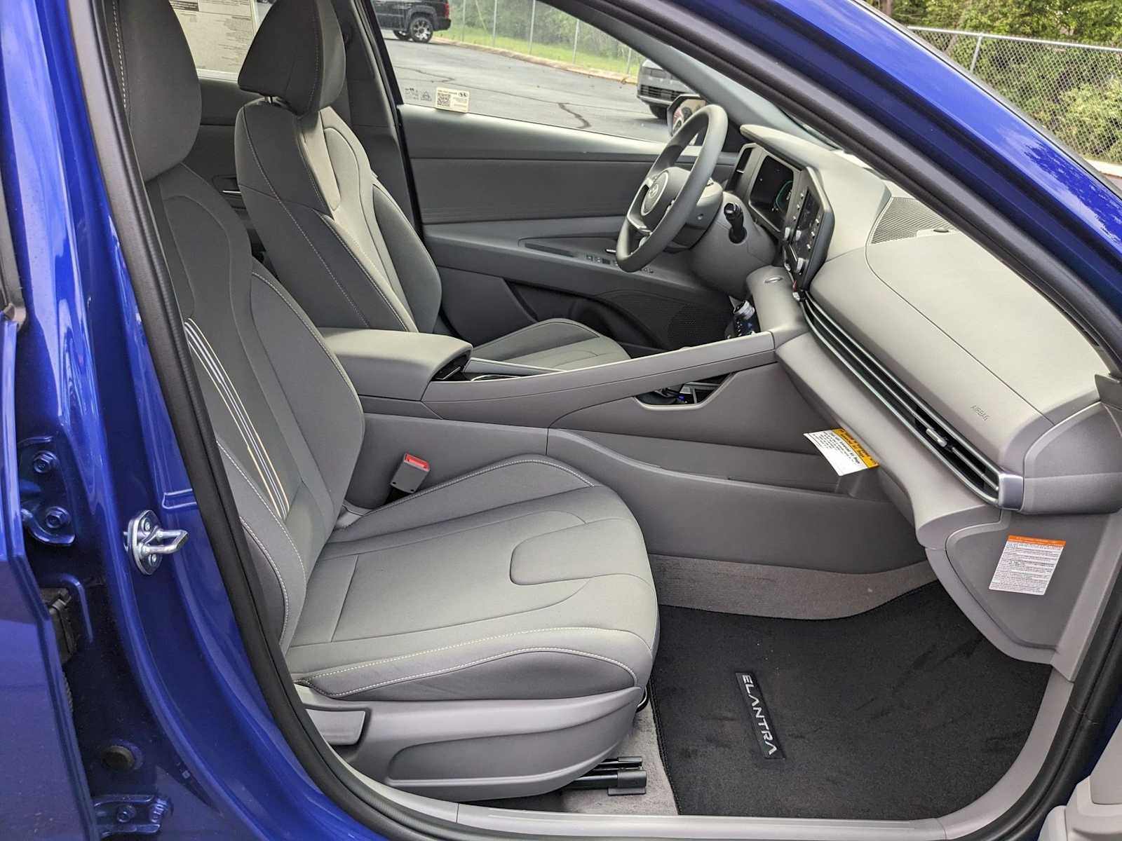 new 2025 Hyundai Elantra Hybrid car, priced at $26,431