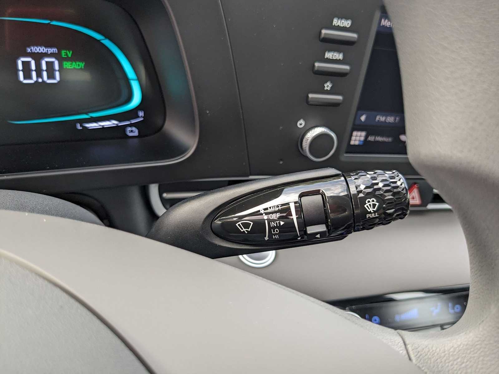 new 2025 Hyundai Elantra Hybrid car, priced at $26,431